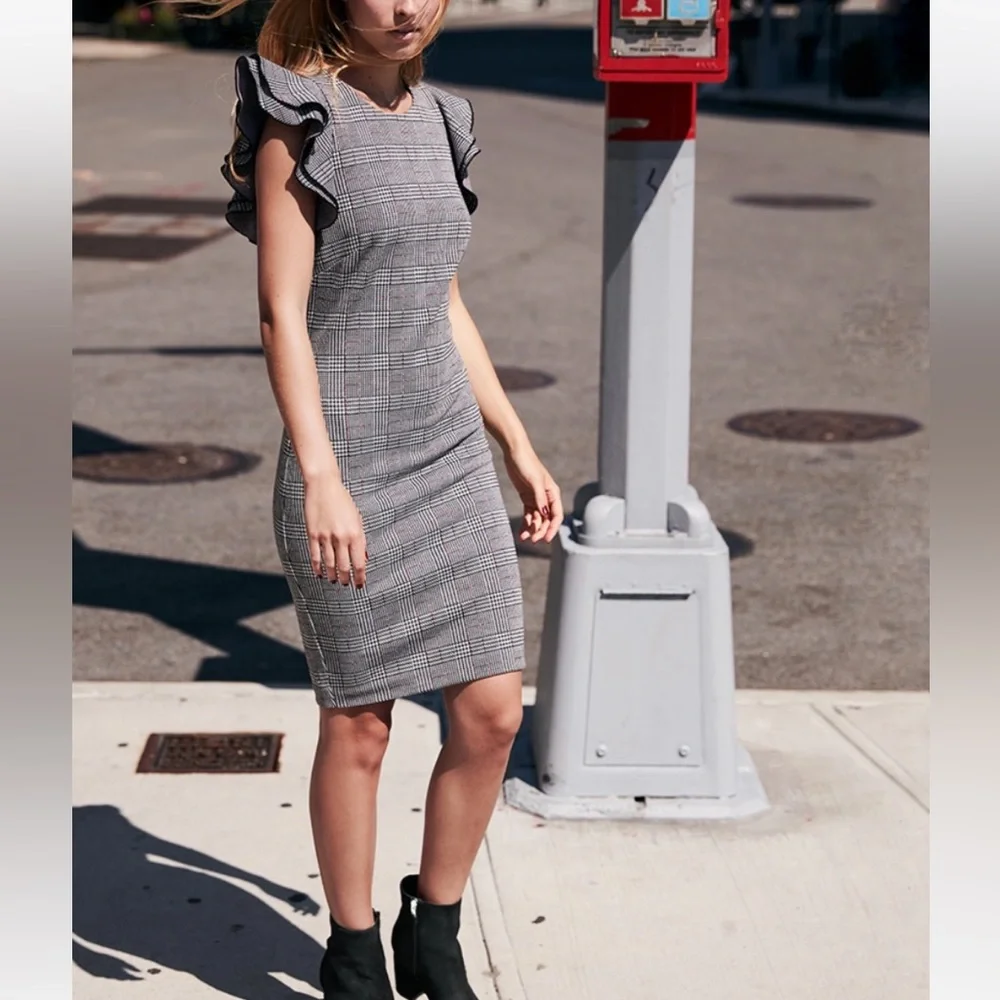 Tommy Hilfiger Glen Plaid Flutter Sleeve Sheath Dress. Black & White w/Burgundy - Picture 2 of 8
